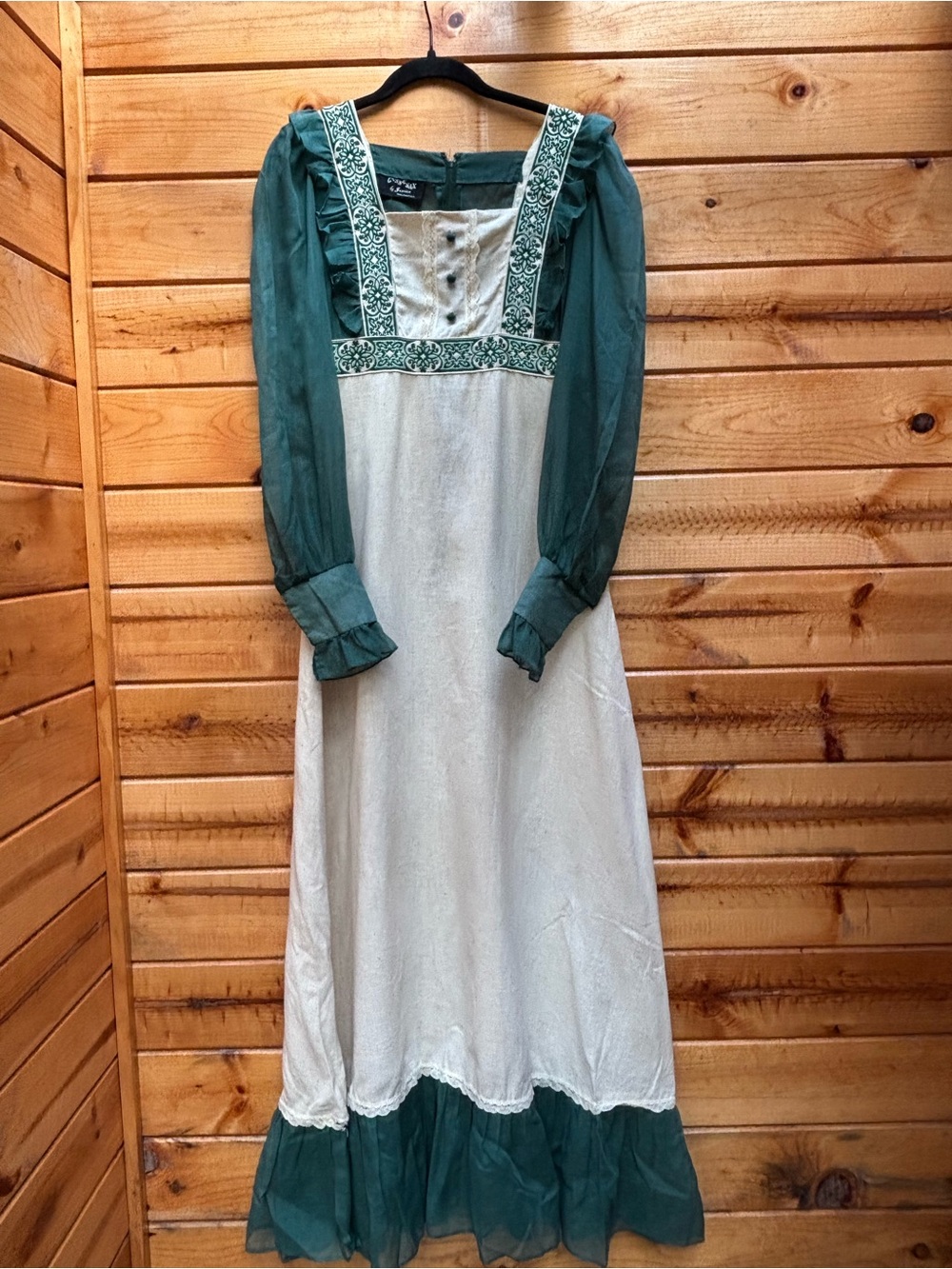 Vintage 1970s Gunne Sax Green and Cream Maxi Dress with Embroidered Trim